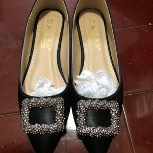 Brand new flat shoes